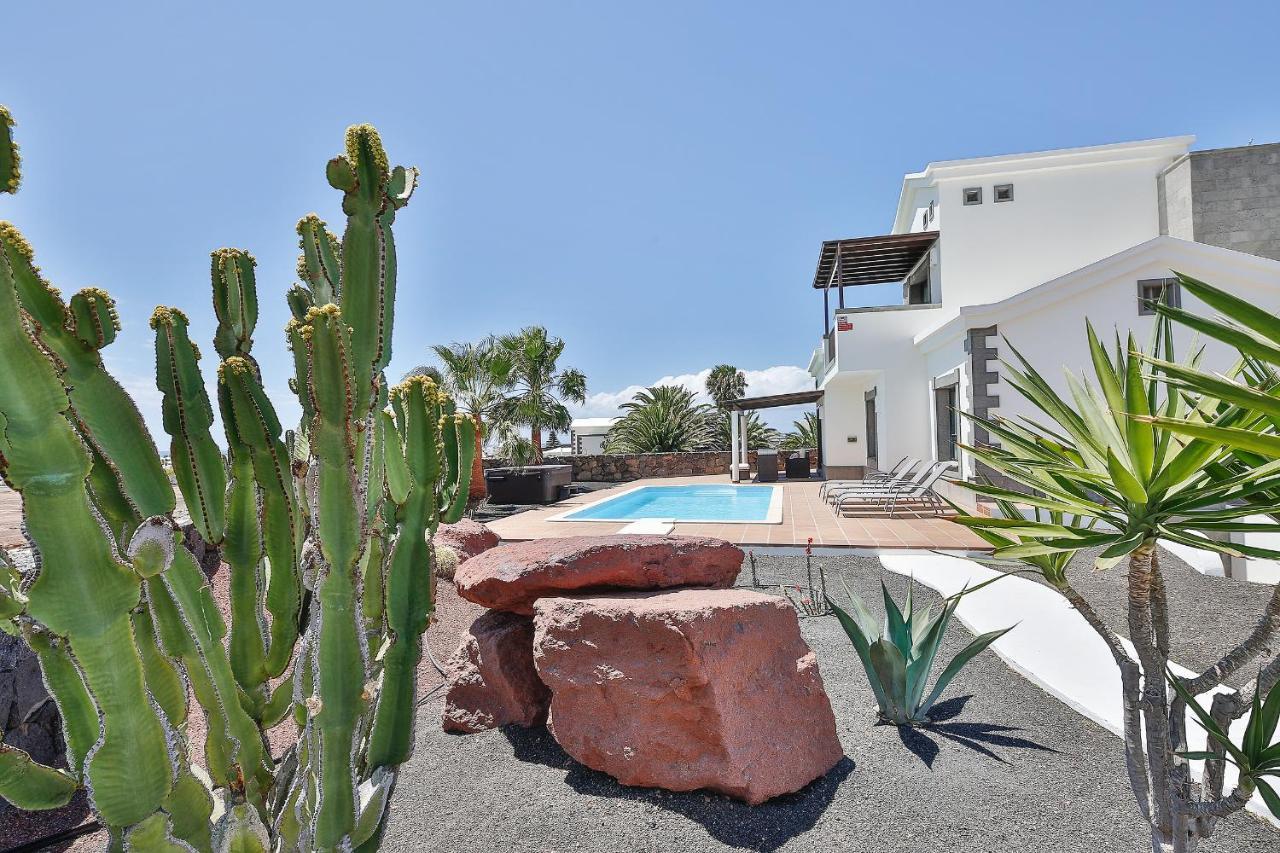 Sea Winds Lanzarote Villa Playa Blanca  Buitenkant foto